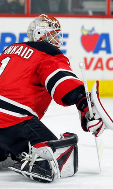 Wood scores twice to help Devils beat struggling Flyers 4-1 (Jan 21, 2017)